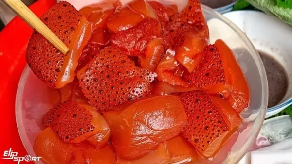 Nộm Sứa Bao Nhiêu Calo? Ăn Có Béo Không & Lợi Ích Sức Khỏe