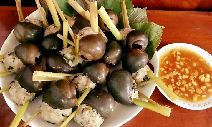 Ốc Bươu Nhồi Thịt 9 Ốc: Khám Phá Món Ngon, Địa Chỉ & Cách Chế Biến