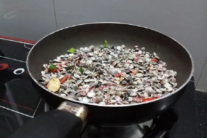 Cách Làm Ốc Ruốc Xào Sả Ớt Thơm Ngon Đậm Đà Chuẩn Vị Miền Trung Cách Làm Ốc Ruốc Xào Sả Ớt Thơm Ngon Đậm Đà Chuẩn Vị Miền Trung
