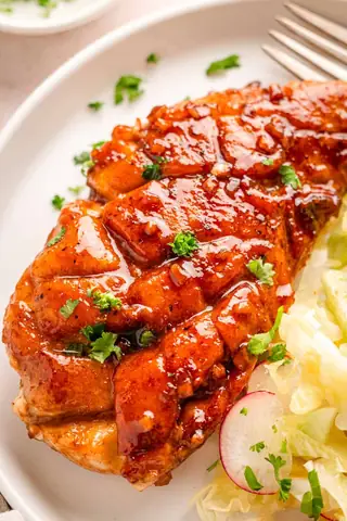 Bí Quyết Làm Gà Áp Chảo Ngon Mềm, Vàng Giòn Chuẩn Vị Nhà Hàng Bí Quyết Làm Gà Áp Chảo Ngon Mềm, Vàng Giòn Chuẩn Vị Nhà Hàng