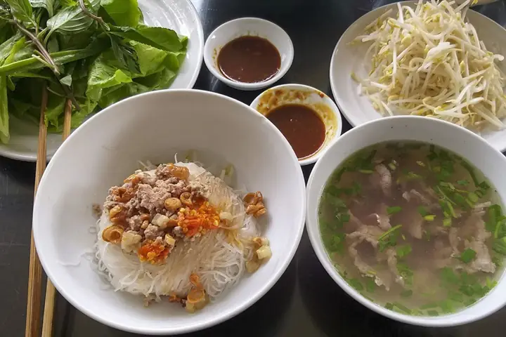 Top Quán Phở Khô Gia Lai Ngon Nhất Đà Nẵng: Địa Chỉ & Cách Thưởng Thức