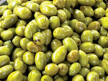 Quả Trám Xanh: Tác Dụng Bổ Ích Cho Sức Khỏe Và Các Bài Thuốc Dân Gian Quả Trám Xanh: Tác Dụng Bổ Ích Cho Sức Khỏe Và Các Bài Thuốc Dân Gian