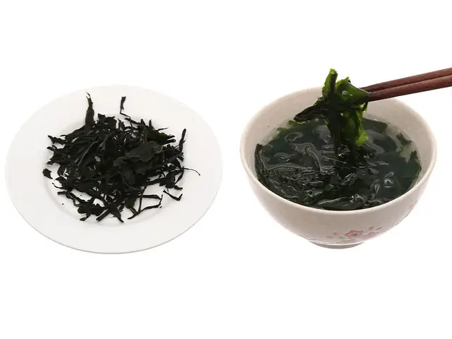 Rong Biển Khô Hàn Quốc: Mua Ở Đâu, Công Dụng Và Cách Chế Biến Ngon Chuẩn Vị Rong Biển Khô Hàn Quốc: Mua Ở Đâu, Công Dụng Và Cách Chế Biến Ngon Chuẩn Vị