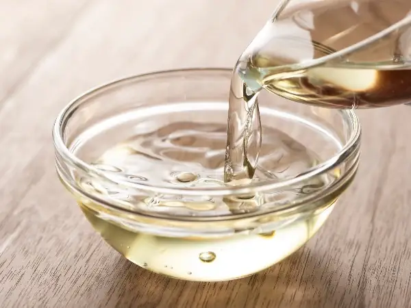 Rượu Dùng Để Nấu Ăn: Các Loại, Công Dụng Và Cách Dùng Đúng Rượu Dùng Để Nấu Ăn: Các Loại, Công Dụng Và Cách Dùng Đúng