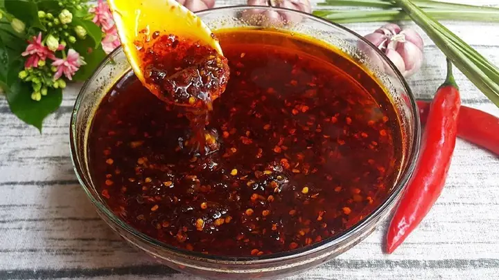 Sa Tế Tiếng Anh Là Gì? Phân Biệt Với Satay Và Các Loại Tương Ớt Khác Sa Tế Tiếng Anh Là Gì? Phân Biệt Với Satay Và Các Loại Tương Ớt Khác