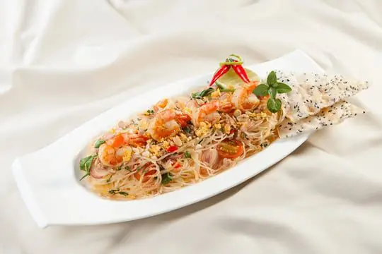 Cách Làm Salad Miến Tôm Kiểu Thái Chua Cay, Miến Dai, Tôm Giòn Ngọt Đơn Giản Tại Nhà Cách Làm Salad Miến Tôm Kiểu Thái Chua Cay, Miến Dai, Tôm Giòn Ngọt Đơn Giản Tại Nhà