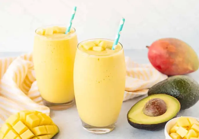 Cách Làm Sinh Tố Bơ Dứa Ngon Chuẩn Vị, Giải Nhiệt & Đẹp Da Cách Làm Sinh Tố Bơ Dứa Ngon Chuẩn Vị, Giải Nhiệt & Đẹp Da