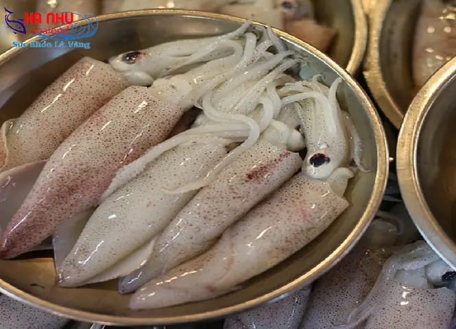 Cách Sơ Chế Mực Ống Nhỏ Chuẩn Vị Không Bị Tanh Tại Nhà Cách Sơ Chế Mực Ống Nhỏ Chuẩn Vị Không Bị Tanh Tại Nhà