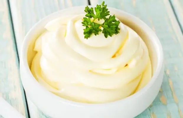 Sốt Mayonnaise Làm Từ Gì? Thành Phần & Cách Làm Đơn Giản Tại Nhà Sốt Mayonnaise Làm Từ Gì? Thành Phần & Cách Làm Đơn Giản Tại Nhà