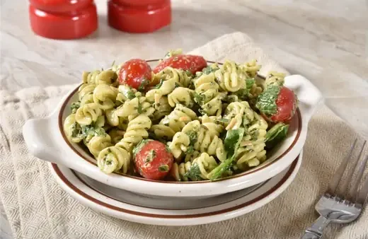 Sốt Pesto Có Vị Gì? Khám Phá Hương Vị Đặc Trưng & Các Thành Phần Chính