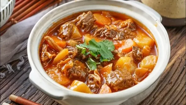 Cách Nấu Thịt Bò Hầm Rau Củ Cho Bé: Công Thức Dinh Dưỡng & Mẹo Hay