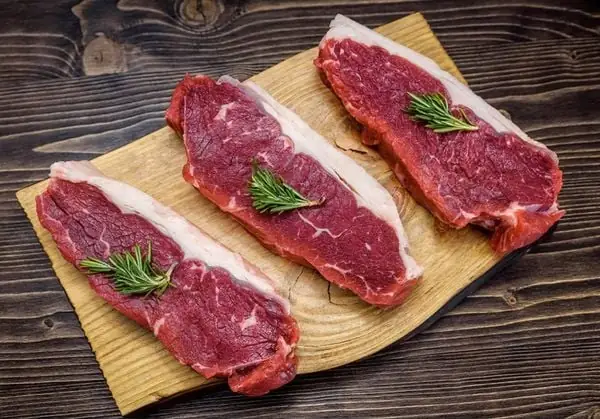 Cách Chọn Thịt Bò Làm Bít Tết Ngon Mềm Chuẩn Nhà Hàng Tại Nhà Cách Chọn Thịt Bò Làm Bít Tết Ngon Mềm Chuẩn Nhà Hàng Tại Nhà