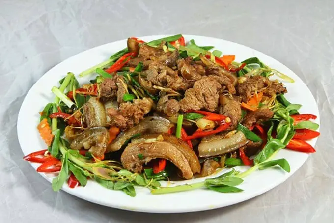 Hướng Dẫn Chi Tiết Cách Làm Thịt Dúi Xào Sả Ớt Thơm Ngon Đậm Vị Tại Nhà Hướng Dẫn Chi Tiết Cách Làm Thịt Dúi Xào Sả Ớt Thơm Ngon Đậm Vị Tại Nhà