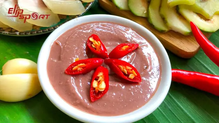 Thịt Kho Mắm Ruốc Bao Nhiêu Calo? Cách Tính Và Tối Ưu Dinh Dưỡng Thịt Kho Mắm Ruốc Bao Nhiêu Calo? Cách Tính Và Tối Ưu Dinh Dưỡng