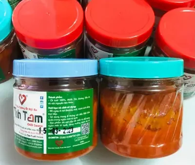 Tìm Hiểu Tương Ớt Tịnh Tâm Hội An Của Tinh Tam Foods: Đặc Trưng Và Nơi Mua