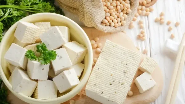 Uống Nước Đậu Phụ Có Tốt Không? Lợi Ích, Tác Hại Và 5 Đối Tượng Tuyệt Đối Không Nên Uống