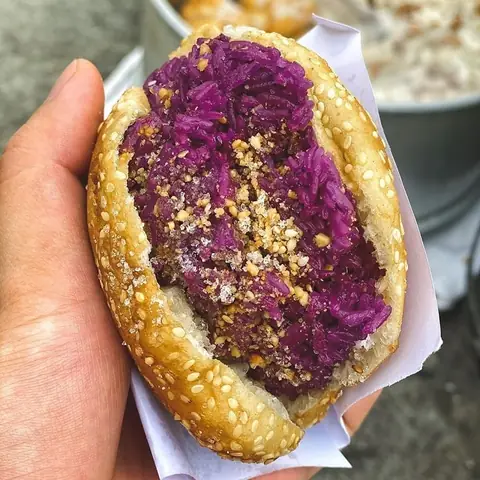 Xôi Bánh Tiêu Sài Gòn: Khám Phá Món Ăn Vặt "huyền Thoại" Độc Đáo Xôi Bánh Tiêu Sài Gòn: Khám Phá Món Ăn Vặt "huyền Thoại" Độc Đáo