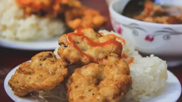 Xôi Chả Mực Hạ Long: Hướng Dẫn Làm Tại Nhà & Top Quán Ngon Chuẩn Vị