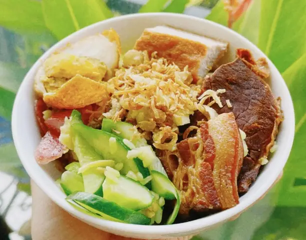 Top 17 Quán Xôi Thịt Kho Tàu Hà Nội Ngon Chuẩn Vị & Cách Làm Tại Nhà Top 17 Quán Xôi Thịt Kho Tàu Hà Nội Ngon Chuẩn Vị & Cách Làm Tại Nhà