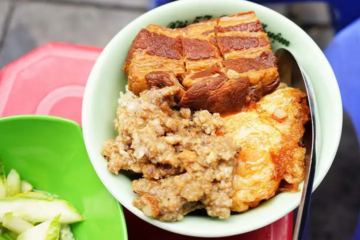 Top 17 Quán Xôi Thịt Kho Tàu Hà Nội Ngon Chuẩn Vị & Cách Làm Tại Nhà Top 17 Quán Xôi Thịt Kho Tàu Hà Nội Ngon Chuẩn Vị & Cách Làm Tại Nhà