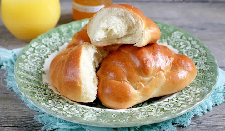 Cách Làm Bánh Mì Bơ Sữa Thơm Ngon, Mềm Xốp Tại Nhà (nướng Và Chiên Không Dầu) Cách Làm Bánh Mì Bơ Sữa Thơm Ngon, Mềm Xốp Tại Nhà (nướng Và Chiên Không Dầu)