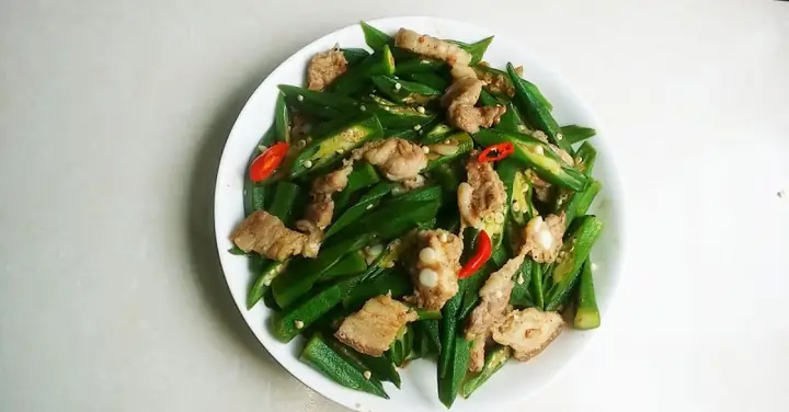 Cách Nấu Đậu Bắp Xào Thịt Heo Tại Nhà: Vị Đậm, Giòn Và Không Nhớt Cách Nấu Đậu Bắp Xào Thịt Heo Tại Nhà: Vị Đậm, Giòn Và Không Nhớt
