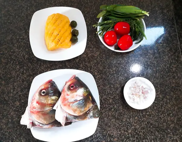 Cách Nấu Canh Chua Đầu Cá Ngon: Không Tanh, Ngọt Nước Và Dễ Ăn Cơm Cách Nấu Canh Chua Đầu Cá Ngon: Không Tanh, Ngọt Nước Và Dễ Ăn Cơm