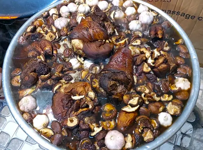 Cách Nấu Giò Heo Bắc Thảo Thơm Mềm, Đậm Vị Cho Cả Nhà Cách Nấu Giò Heo Bắc Thảo Thơm Mềm, Đậm Vị Cho Cả Nhà