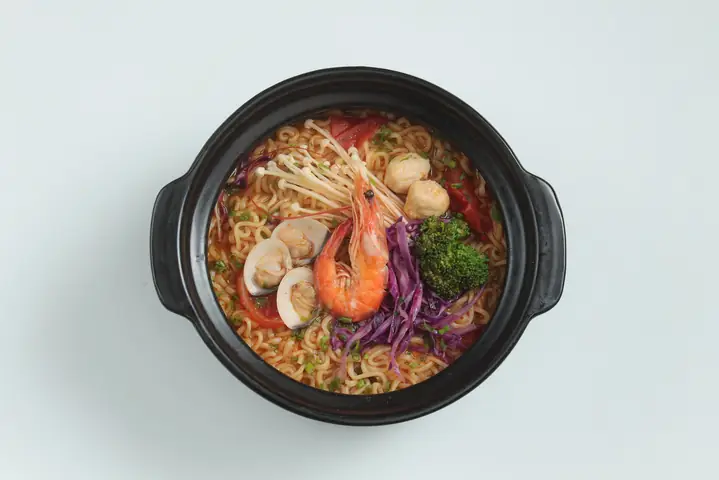 Cách Nấu Ramen Hàn Quốc (mì Ramyun) Tại Nhà: Nước Dùng Đậm, Topping Hấp Dẫn Cách Nấu Ramen Hàn Quốc (mì Ramyun) Tại Nhà: Nước Dùng Đậm, Topping Hấp Dẫn