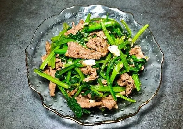 Cách Nấu Rau Chân Vịt Cho Bà Bầu An Toàn: Luộc, Xào Và Nấu Canh Cách Nấu Rau Chân Vịt Cho Bà Bầu An Toàn: Luộc, Xào Và Nấu Canh