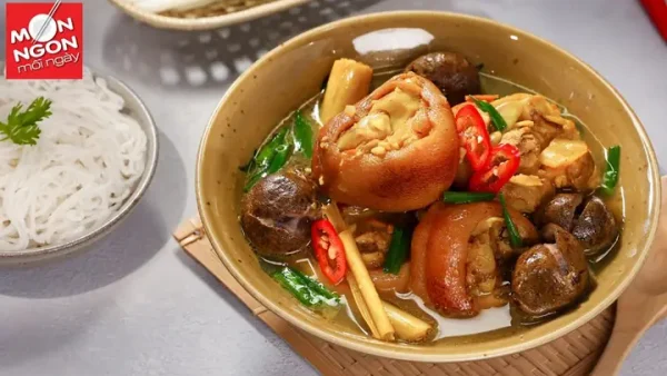 Cách Nấu Thịt Chân Giò Ngon Tại Nhà: Công Thức Kho Măng, Hầm Nước Tương Và Giả Cầy