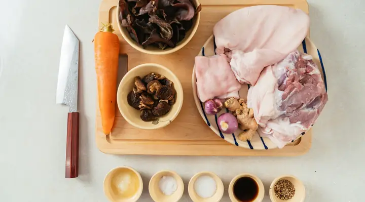 Cách Nấu Thịt Đông Bằng Nồi Áp Suất: Chân Giò – Tai Heo Nổi Chảy Cách Nấu Thịt Đông Bằng Nồi Áp Suất: Chân Giò – Tai Heo Nổi Chảy