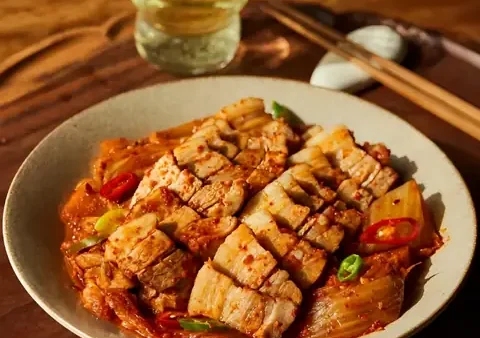 Cách Nấu Thịt Lợn Xào Kim Chi Chua Cay, Đậm Vị