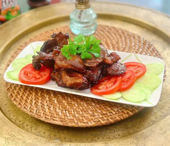 Cách Nấu Thịt Vai Ngon: 12 Món Từ Thịt Nạc Vai Heo, Dễ Làm Và Mềm Thơm Cách Nấu Thịt Vai Ngon: 12 Món Từ Thịt Nạc Vai Heo, Dễ Làm Và Mềm Thơm