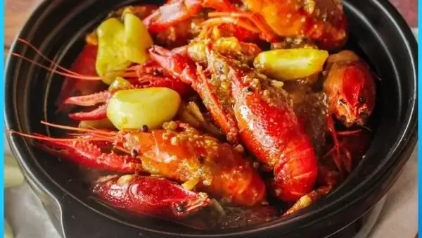 Cách Nấu Tôm Hùm Đất Kiểu Trung Quốc: 4 Công Thức Dễ Làm Tại Nhà