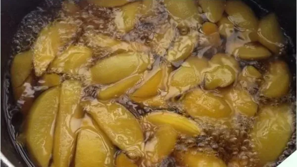 Cách Nấu Trà Đào Ngon Tại Nhà: Đào Tươi, Đào Ngâm Và Siro Đào