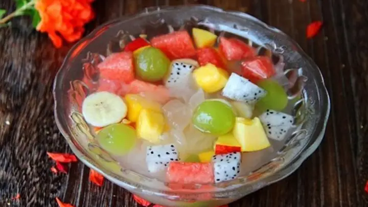 Cách Nấu Hỗn Hợp Trái Cây Thập Cẩm Thành Cocktail Ngọt Mát Cách Nấu Hỗn Hợp Trái Cây Thập Cẩm Thành Cocktail Ngọt Mát