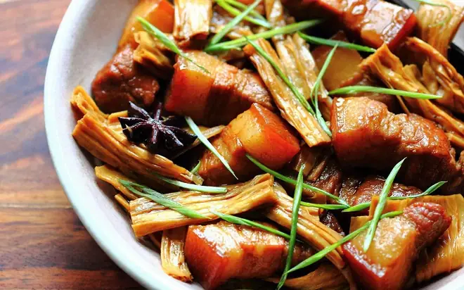 Cách Nấu Váng Đậu Khô (tàu Hũ Kỵ) Ngon, Mềm, Dễ Làm