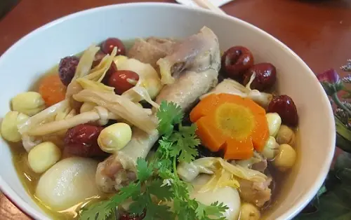Cách Nấu Vịt Hầm Hạt Sen Thơm Ngon, Mềm Và Không Khô Cách Nấu Vịt Hầm Hạt Sen Thơm Ngon, Mềm Và Không Khô