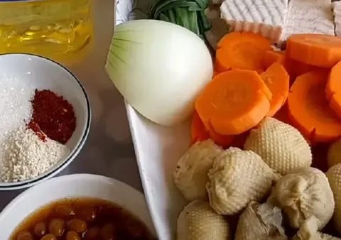 Cách Nấu Vịt Nấu Chao Chay Thơm Ngon Với Nấm, Mì Căn Và Rau Củ
