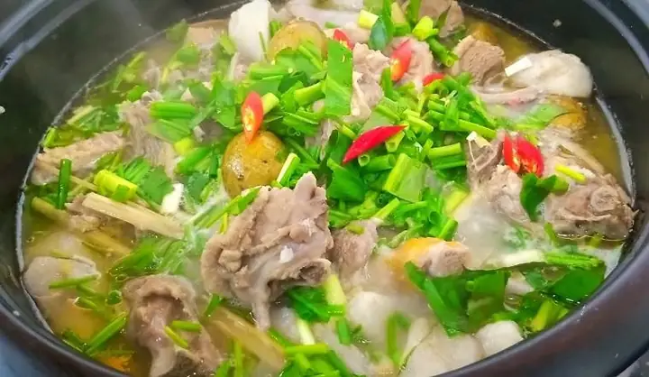 Cách Nấu Vịt Tiềm Dưa Cải Chua Ngọt Theo Kiểu Miền Tây: Thịt Mềm, Dưa Giòn Cách Nấu Vịt Tiềm Dưa Cải Chua Ngọt Theo Kiểu Miền Tây: Thịt Mềm, Dưa Giòn