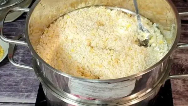 Cách Nấu Xôi Đậu Phộng Bằng Bếp Ga: Dẻo Thơm, Đậu Mềm, Không Nhão