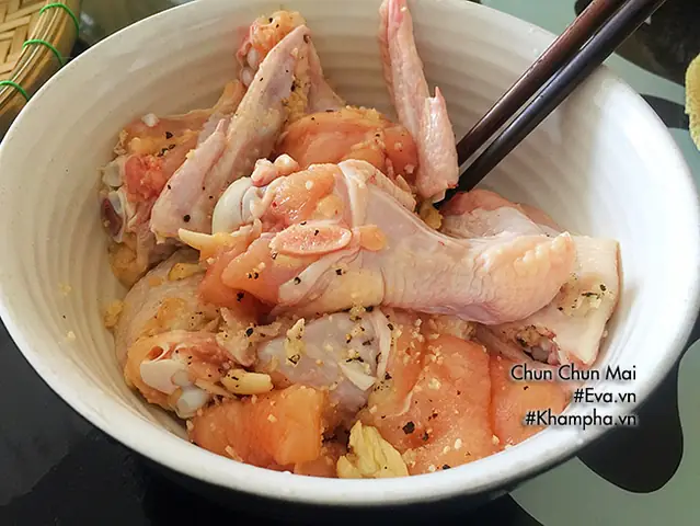 Cách Nấu Xôi Gà Lá Dứa Thơm, Dẻo Kèm Cánh Gà Chiên Mắm Tỏi