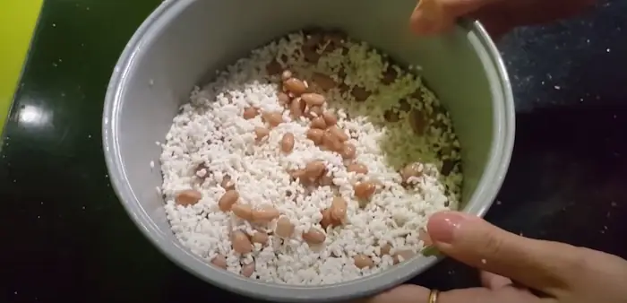 Cách Nấu Xôi Gà Nguyên Con Chuẩn Vị Hà Nội: Dẻo Mềm, Vàng Ươm, Thơm Nức Mũi (hướng Dẫn Cả Nồi Hấp & Nồi Cơm Điện)