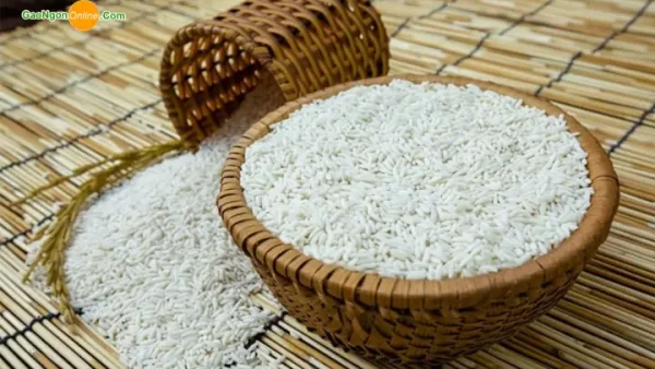 Cách Nấu Xôi Nếp Lào Bằng Chõ: Hạt Nở Đều, Mềm Dẻo, Thơm Và Không Nhão