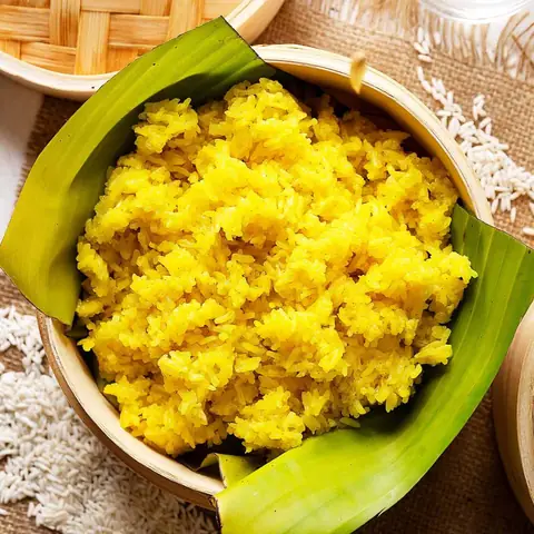 Cách Nấu Xôi Với Tinh Bột Nghệ Vàng Đậm Đà, Dẻo Từng Hạt Cách Nấu Xôi Với Tinh Bột Nghệ Vàng Đậm Đà, Dẻo Từng Hạt