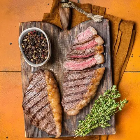 Cách Ướp Thịt Bò Nướng BBQ Ngon Mềm: 6 Công Thức Đơn Giản Cách Ướp Thịt Bò Nướng BBQ Ngon Mềm: 6 Công Thức Đơn Giản