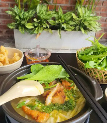 Đánh Giá Gì Vân Cháo Canh Cá Lóc Ở Vinh: Món Nổi Bật, Giá Bán Và Địa Chỉ
