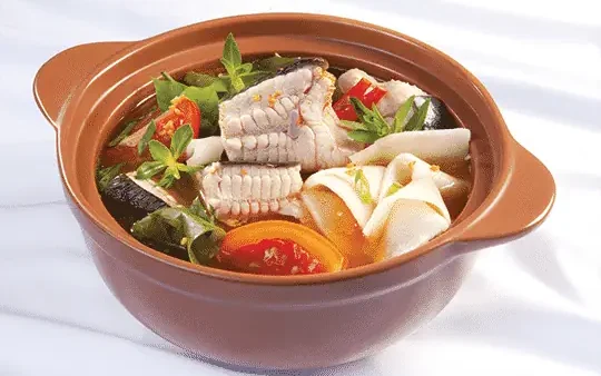 Cách Nấu Lẩu Cá Lăng Kiểu Thái Chua Cay Dễ Làm Tại Nhà