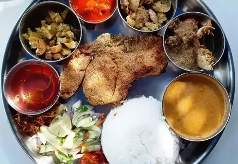 Nên Ăn Gì Khi Đi Ấn Độ? 16 Món Ăn Đường Phố Đáng Thử